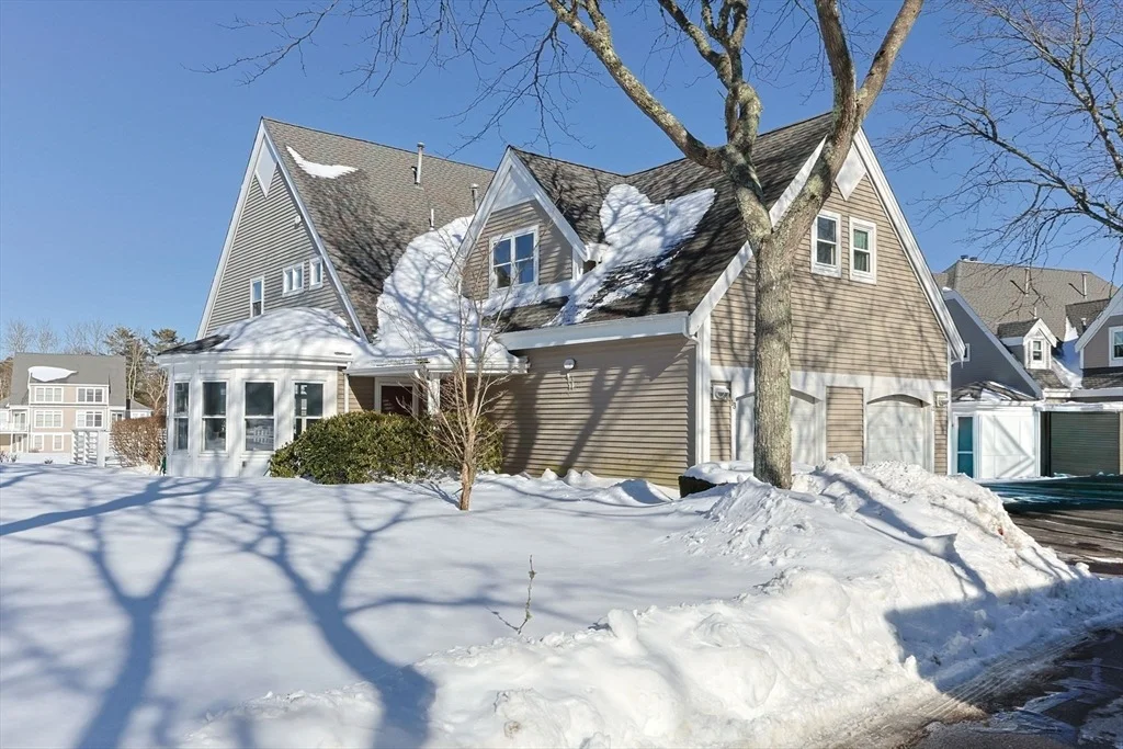 Photo of 13 Bay Pointe Dr Ext