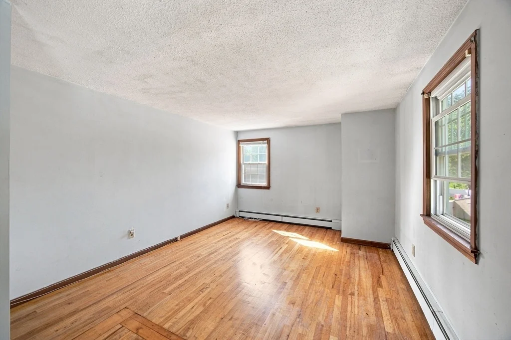 Photo of 28 River Park Dr