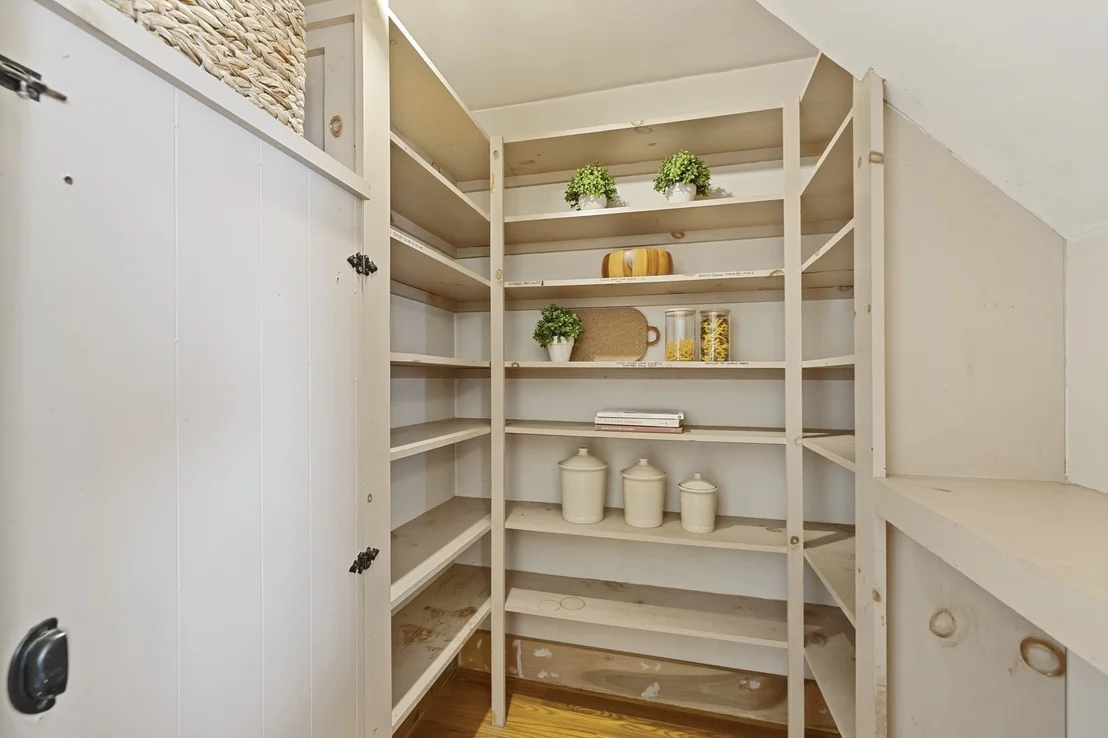 Photo of 10 Spring St