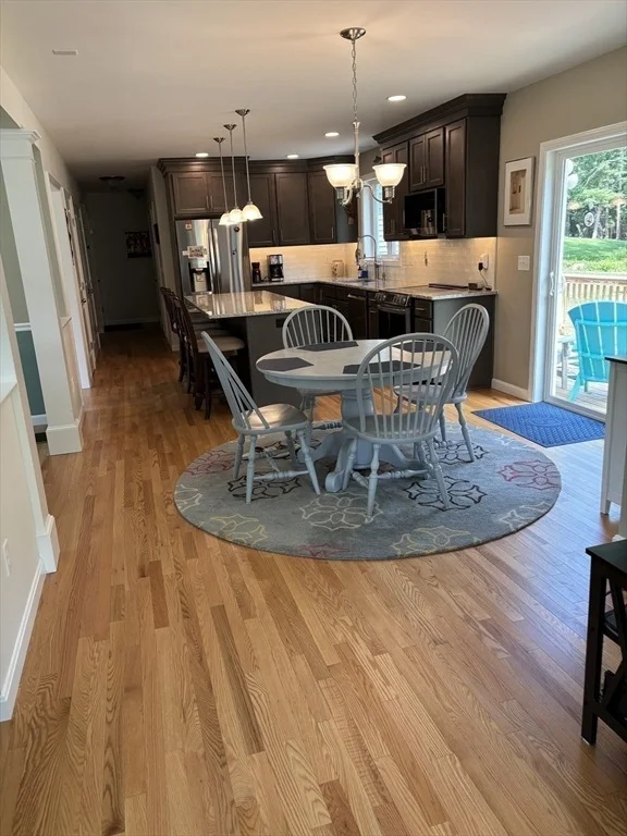 Photo of 41 Clapp Rd