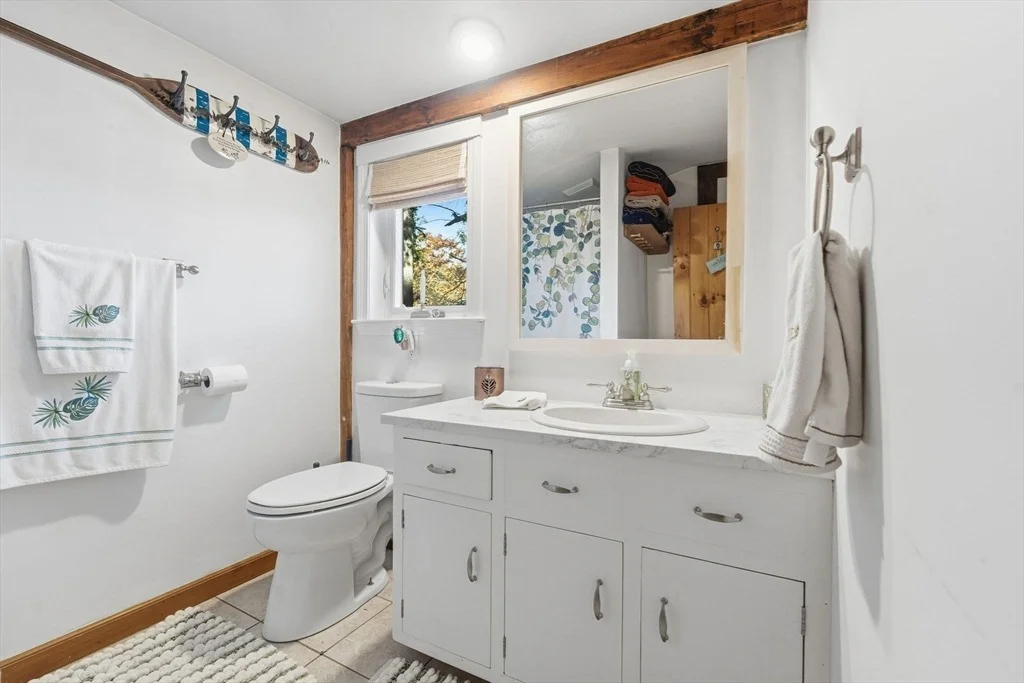 Photo of 44 Oak Pl