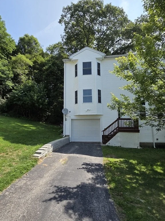Photo of 23 Fenton Dr