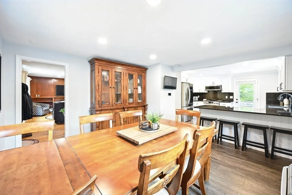 Photo of 77 Marblehead Street