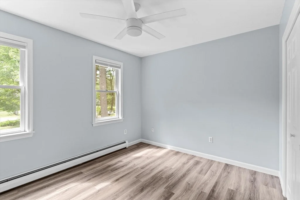 Photo of 12 Easter Brook Rd