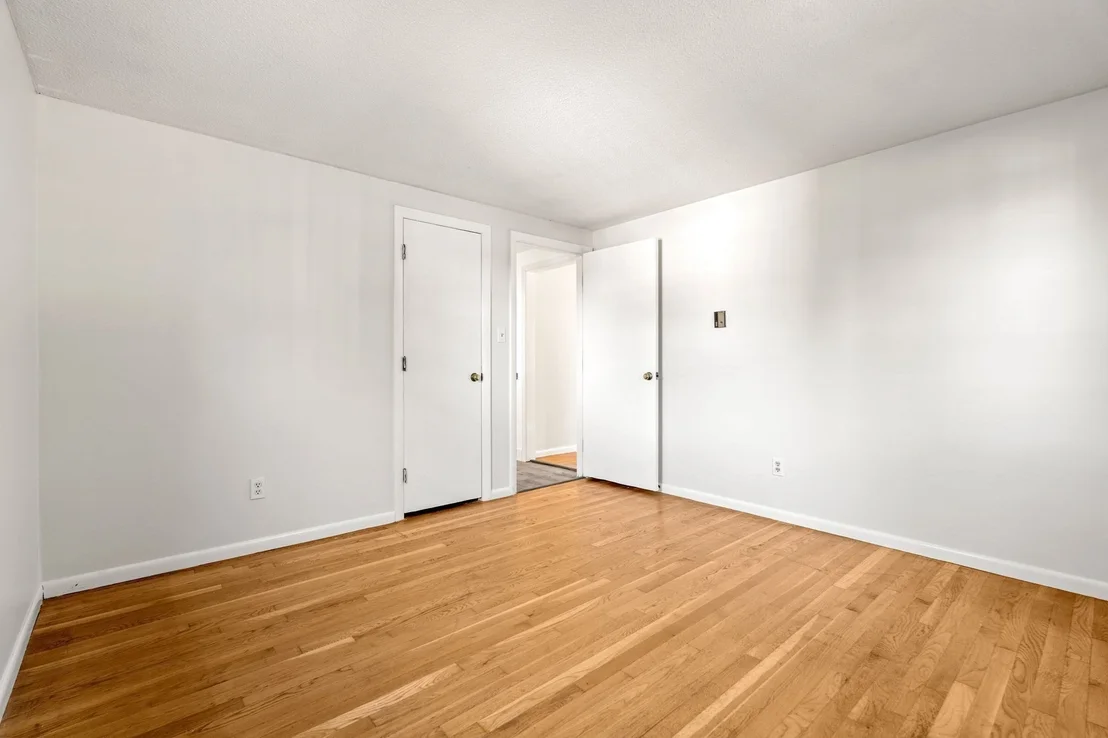 Photo of 35 Cedar Rd