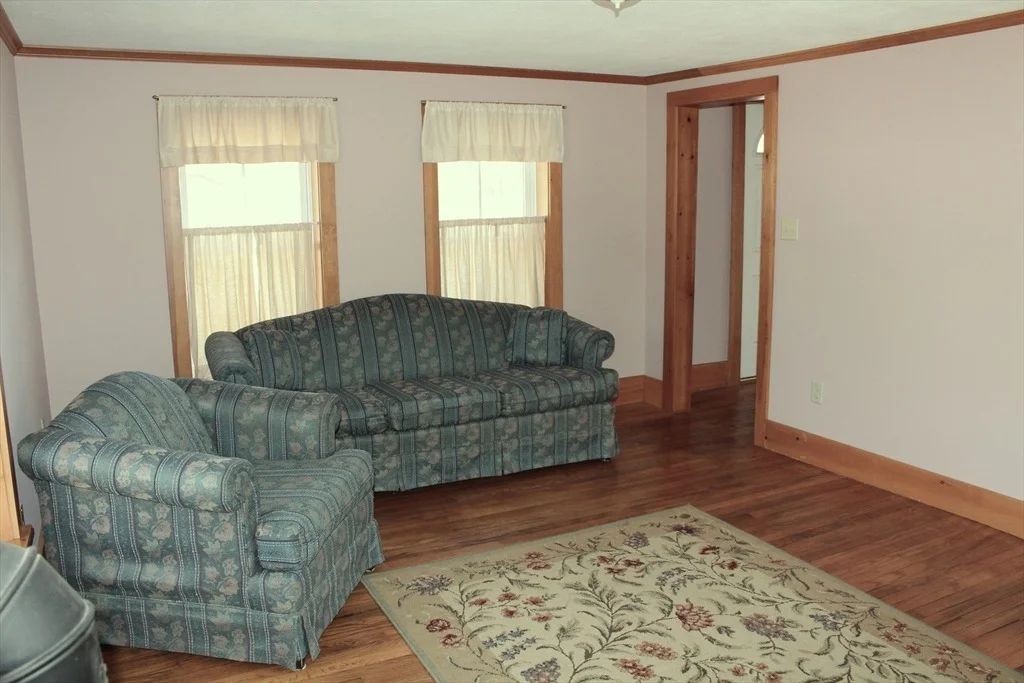 Photo of 940 Brattleboro Rd