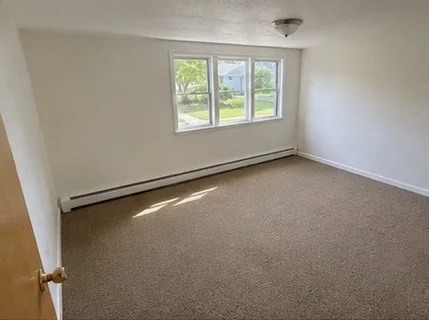 Photo of 51 Shore Dr
