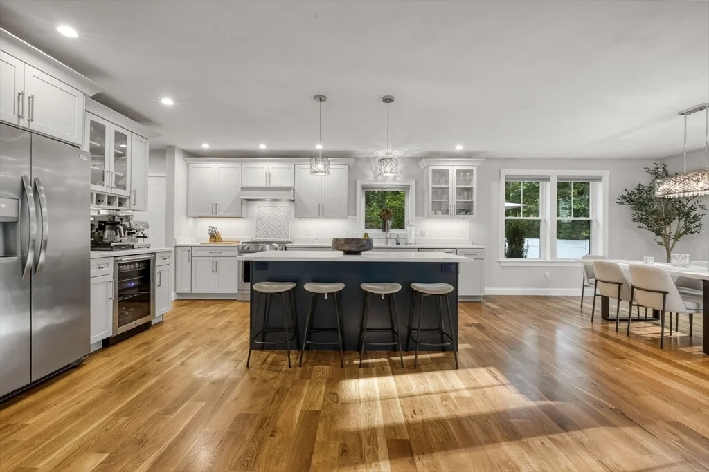 Photo of 540 Pulaski Boulevard