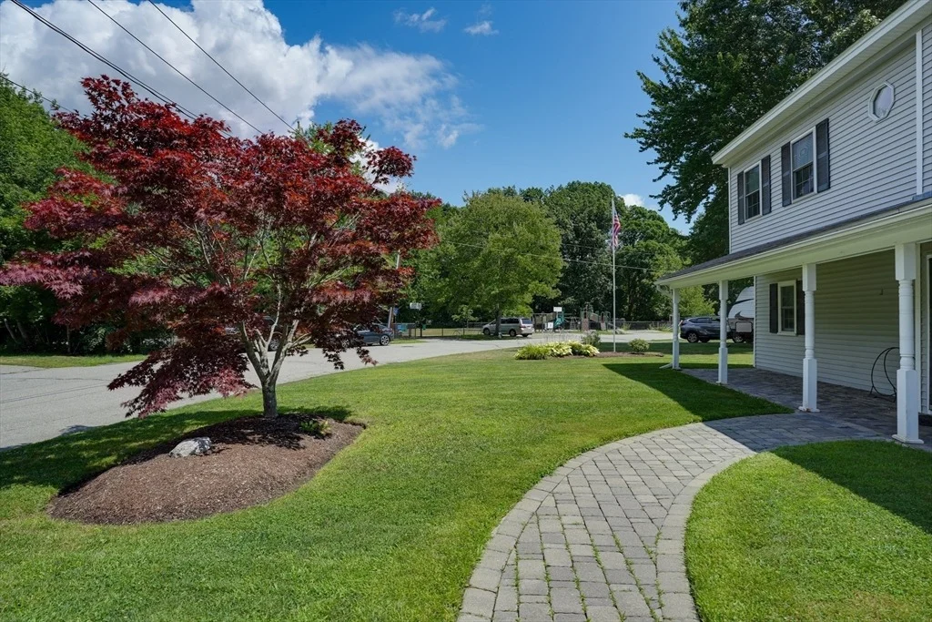 Photo of 24 Reo Rd