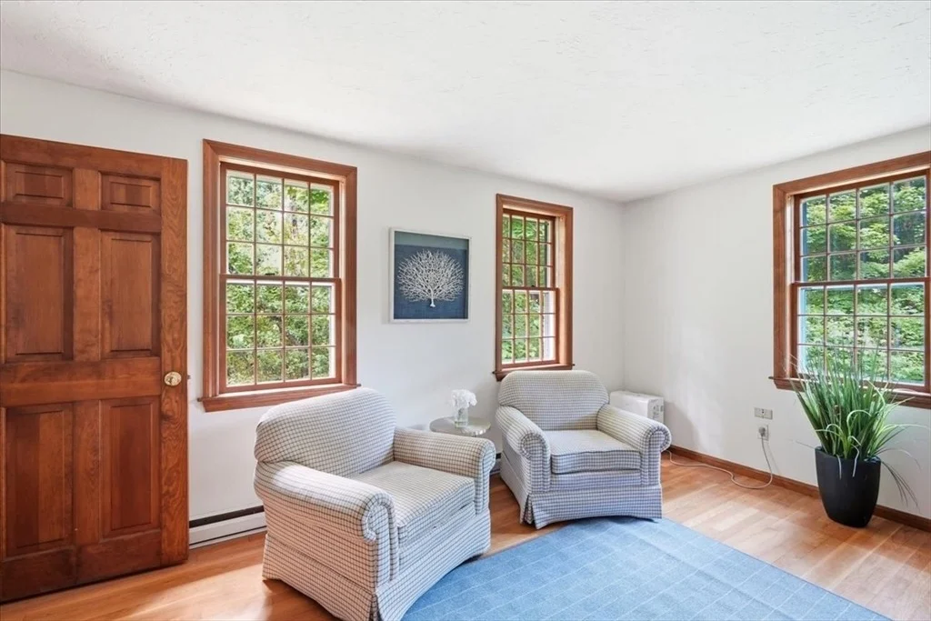 Photo of 200 Cushing St