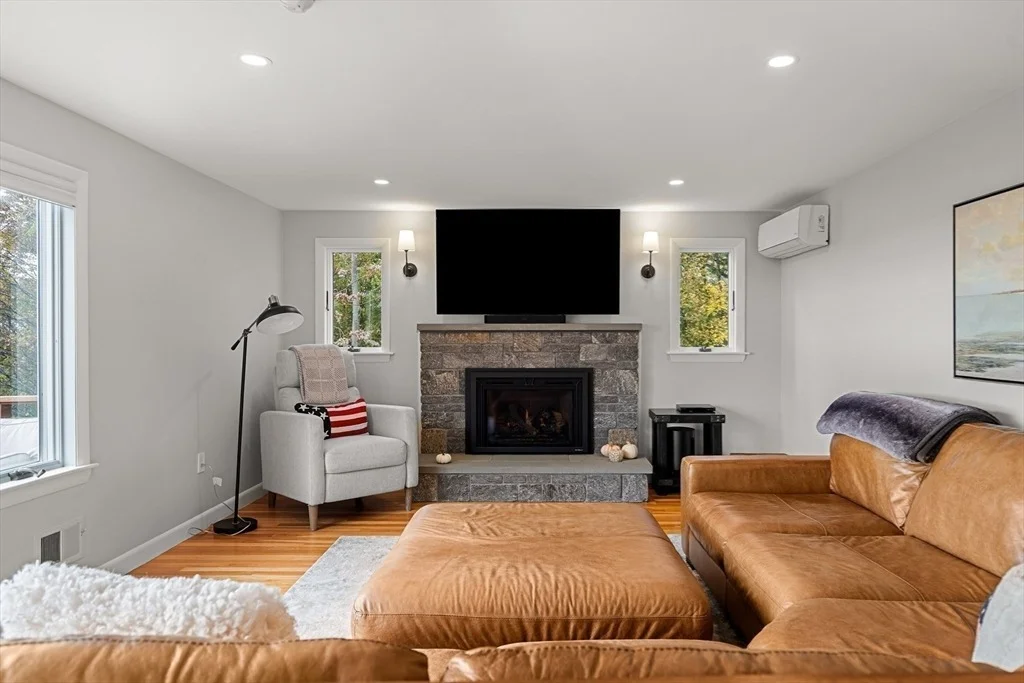 Photo of 13 Curtis St.