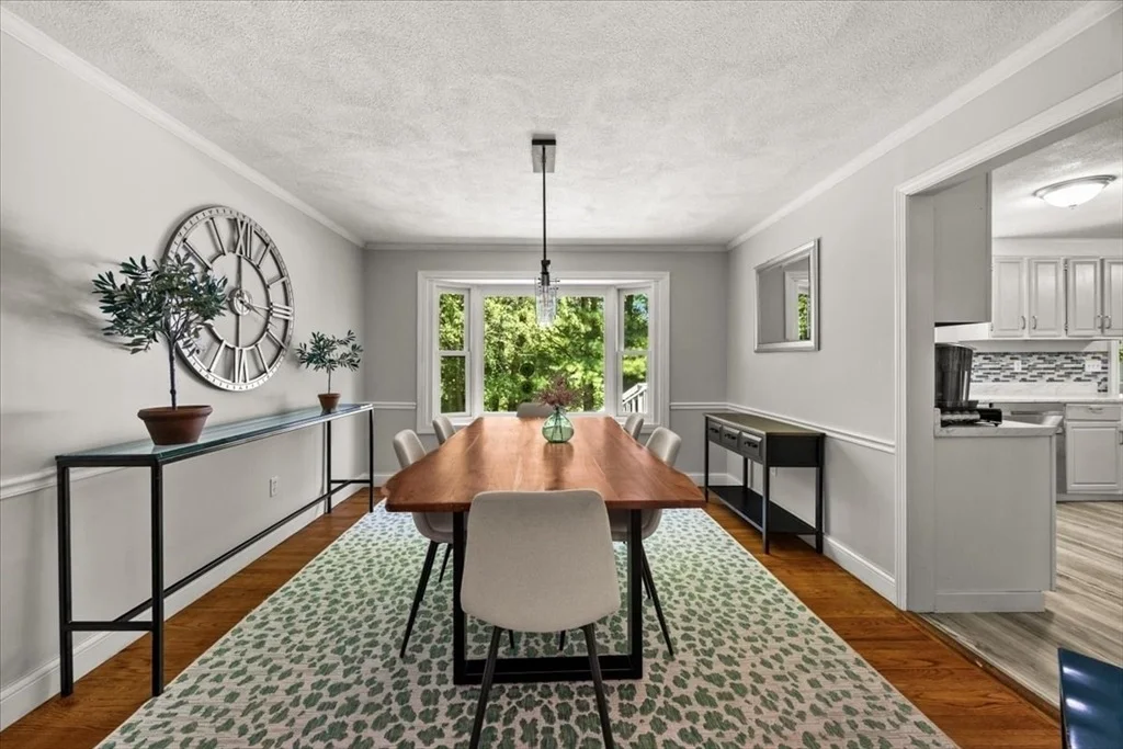 Photo of 74 Lakeview Rd