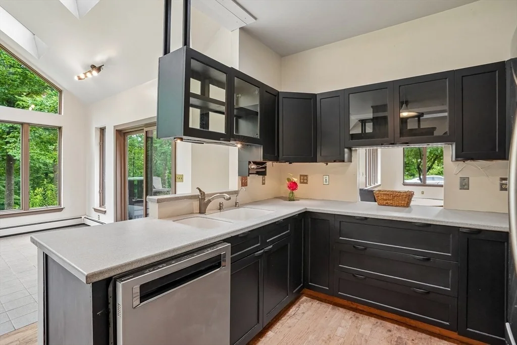 Photo of 76 Foster Rd