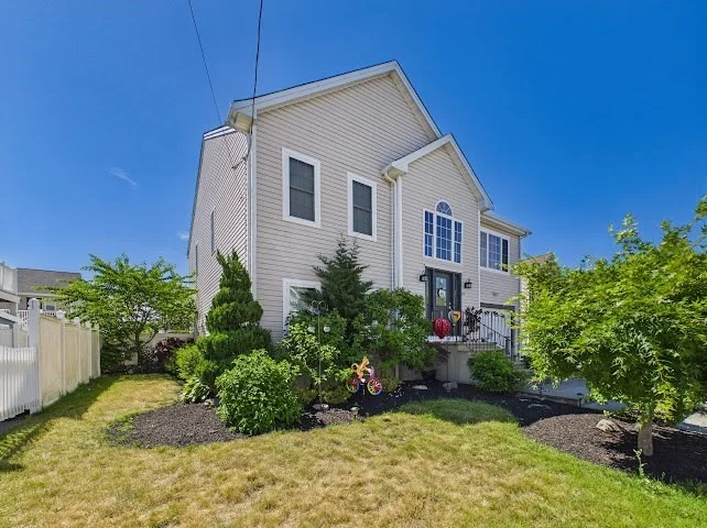 Photo of 19 Abington Ln.