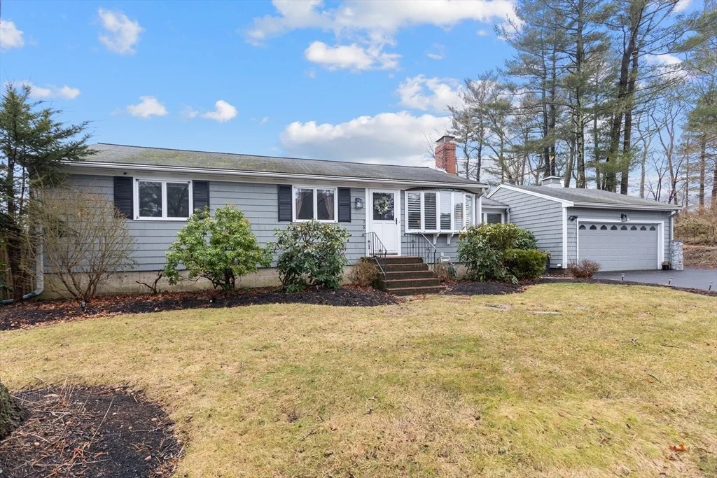 Photo of 75 Pine Haven Circle