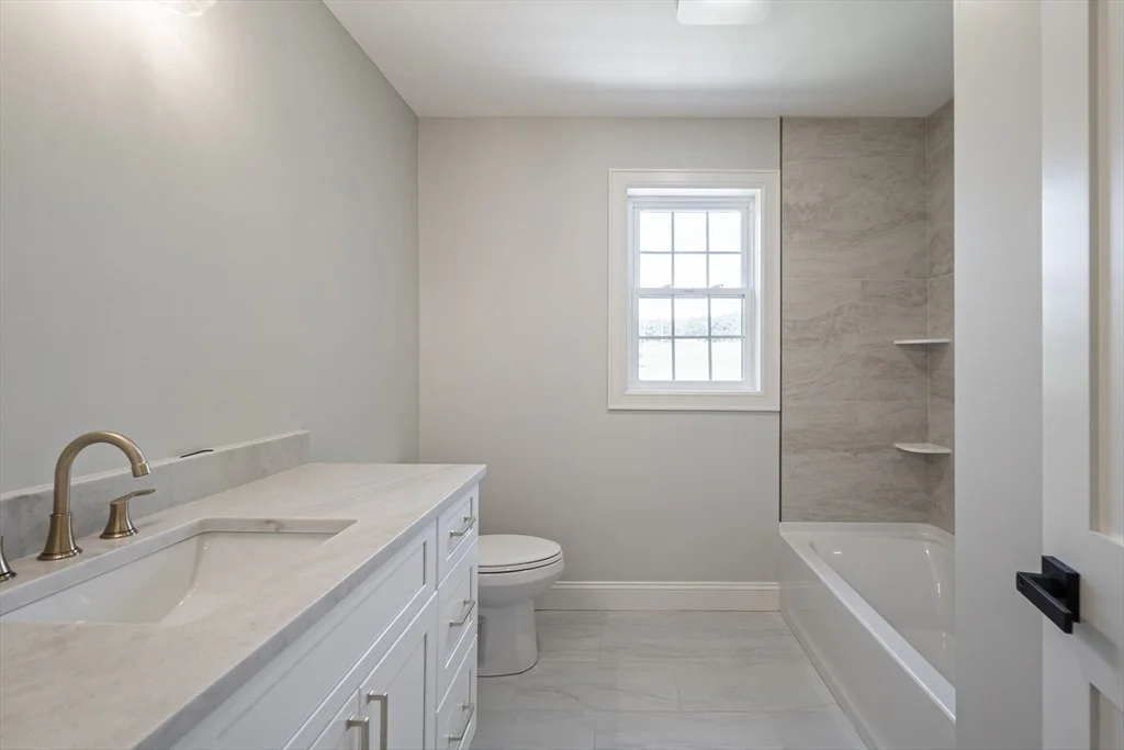 Photo of 375 Fuller St