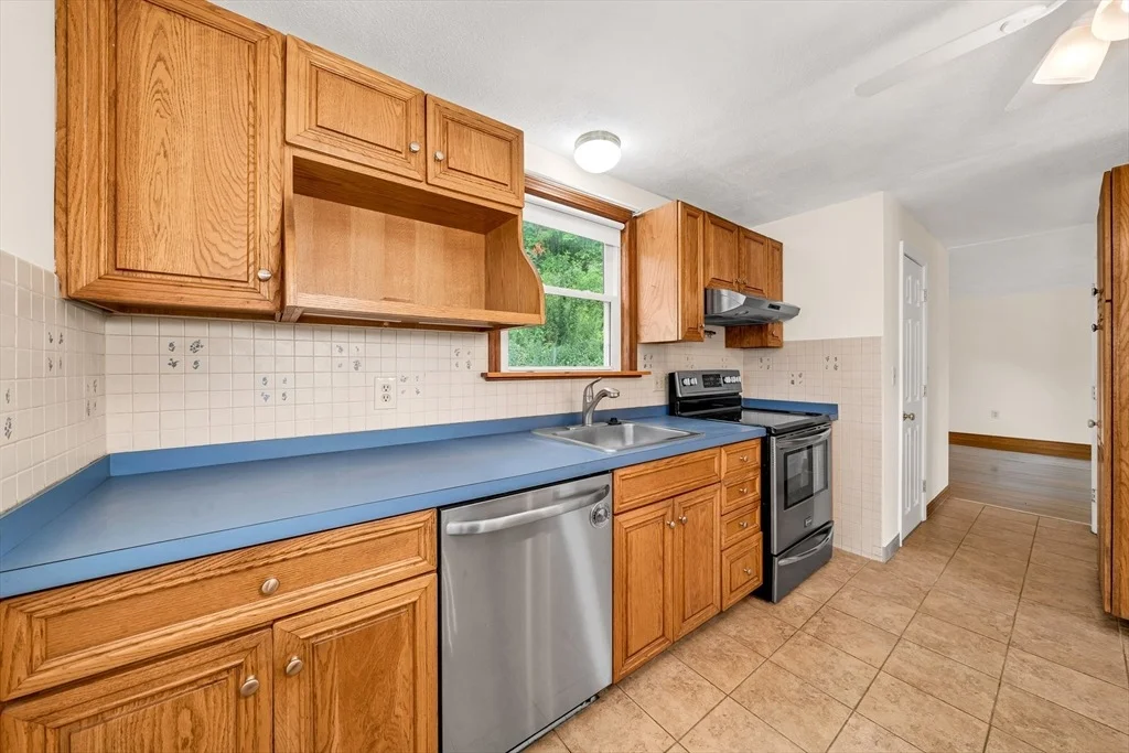 Photo of 17 Dale Cir.