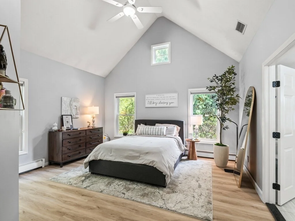 Photo of 33 Smallwood Cir