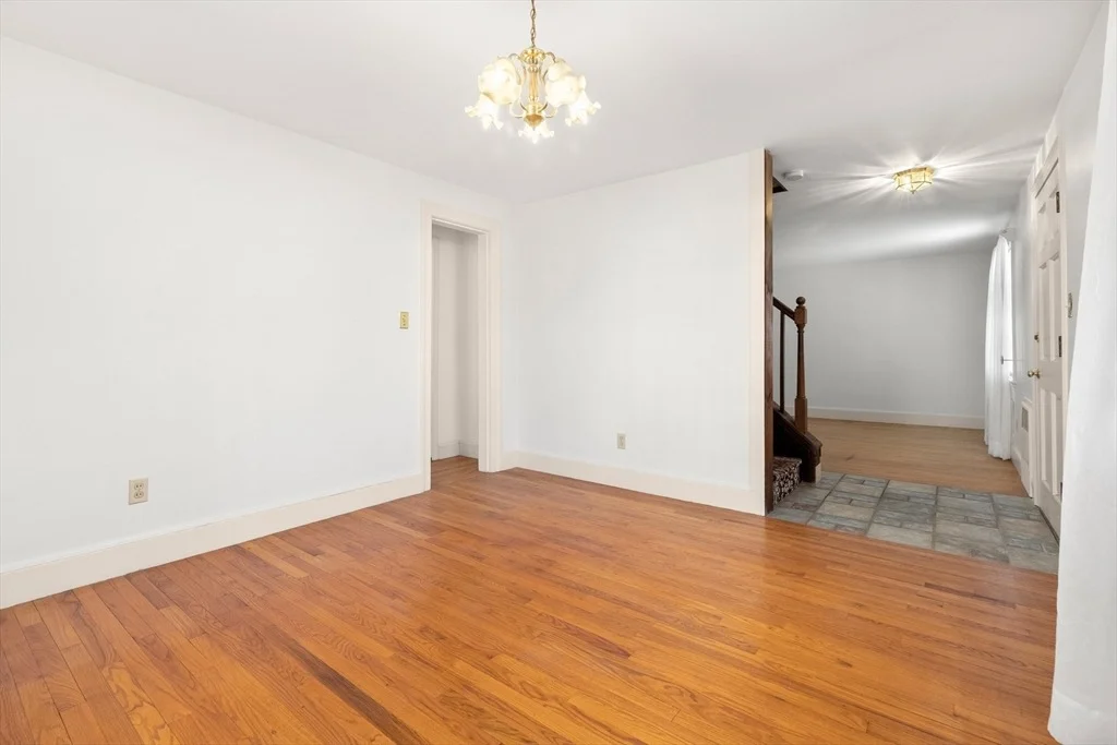 Photo of 31-A Centre St