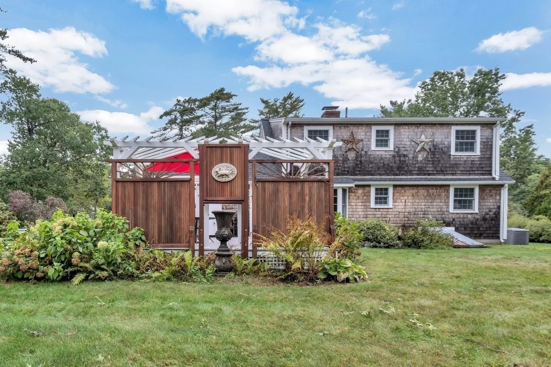 Photo of 8 Midway Rd
