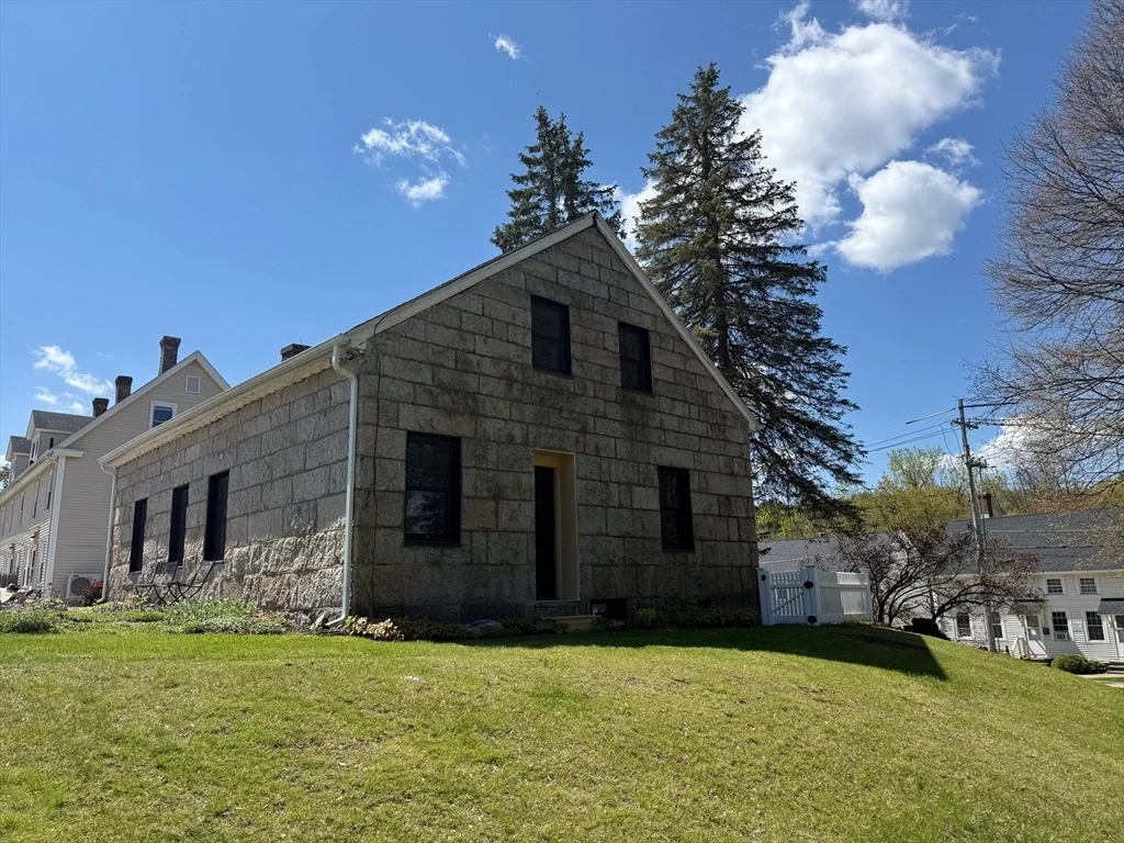 Photo of 2294 Providence Rd