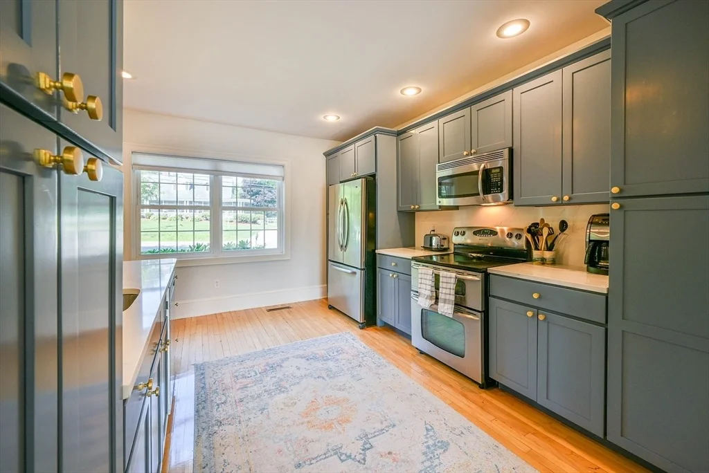 Photo of 261 Thompson Road