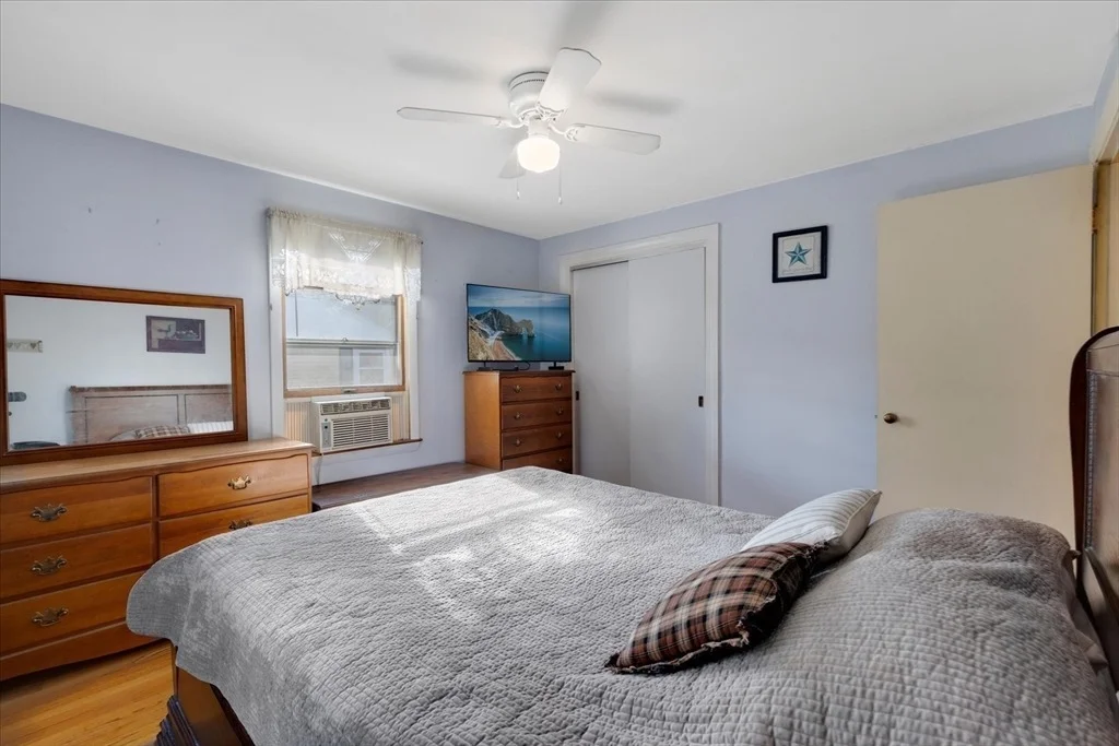 Photo of 281 Spring St