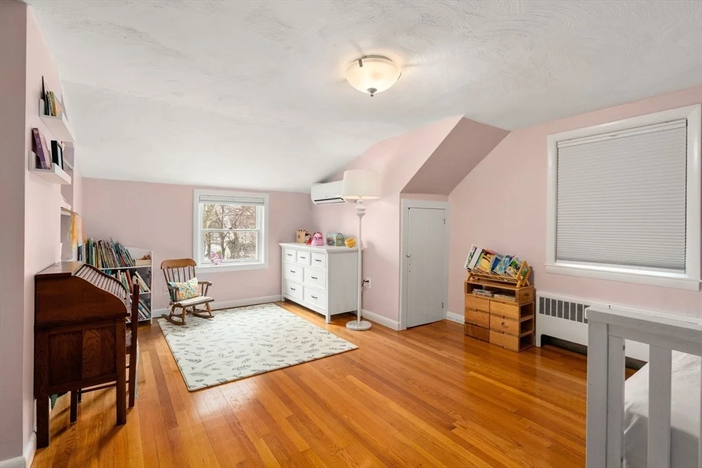 Photo of 52 Ivan St
