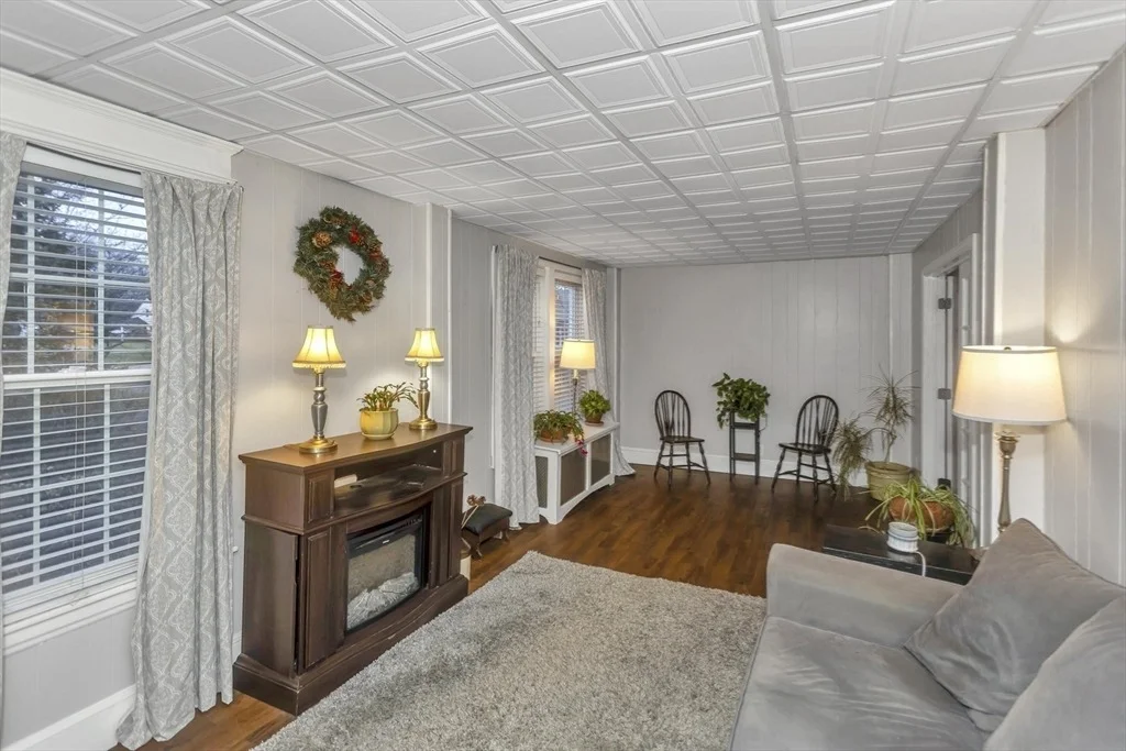 Photo of 231 Wheatland Ave