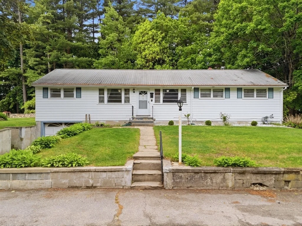 Photo of 11 Mcfarlin Rd