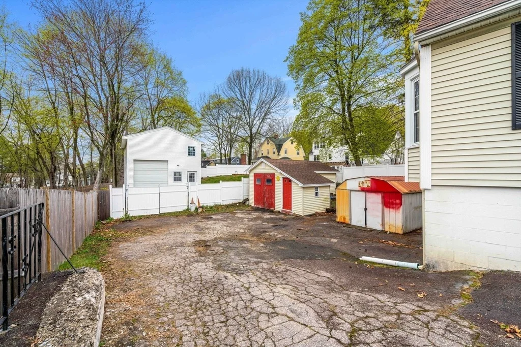 Photo of 38 Marsh Ave