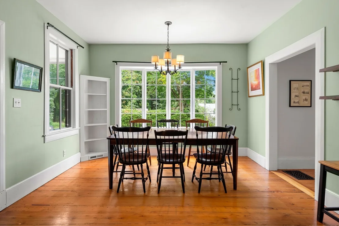 Photo of 360 Nahant Road