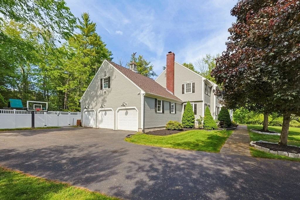 Photo of 5 Hickory Dr