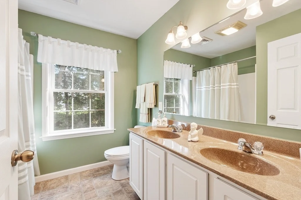 Photo of 27 Hardwick Rd