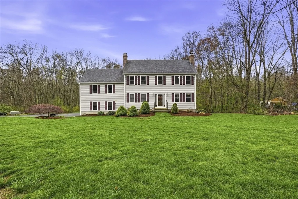 Photo of 2 Tee Jay Ln