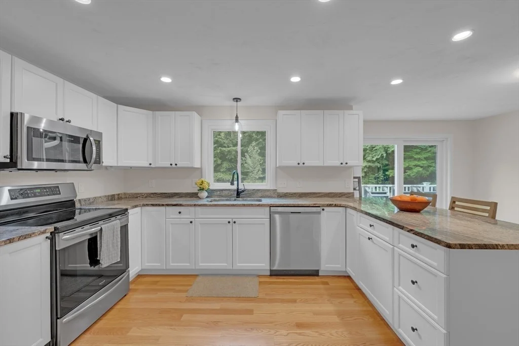 Photo of 180 Cedar St