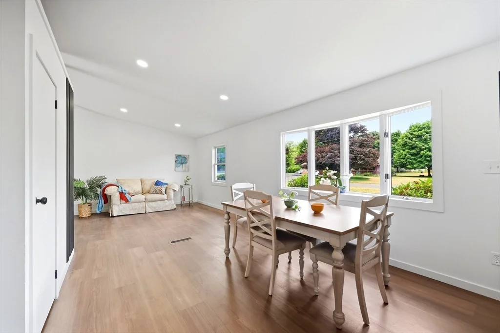 Photo of 37 Sun Valley Rd