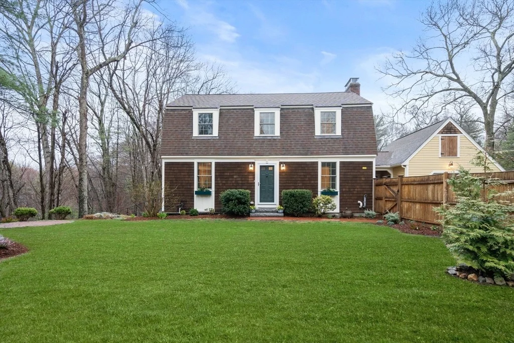 Photo of 735 Prentice