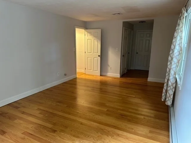 Photo of 23 Kings Row Ln