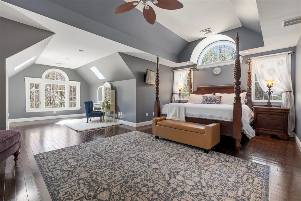 Photo of 1 Colonial Drive