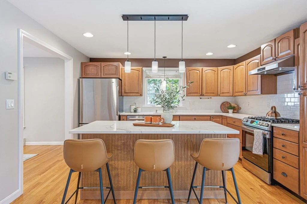Photo of 77 Thayer Rd