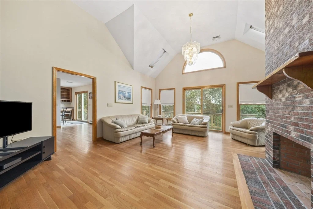 Photo of 95 Brittany Drive