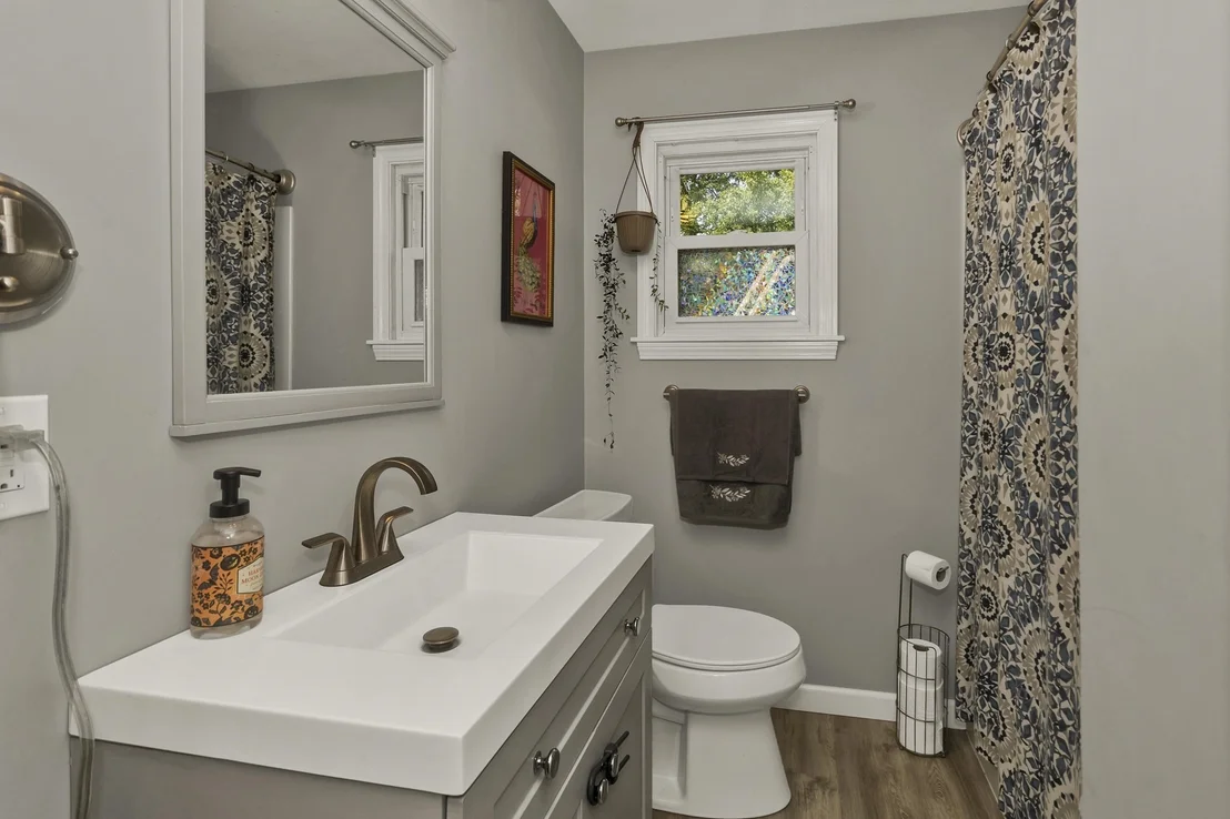 Photo of 26 Beaudry Ave