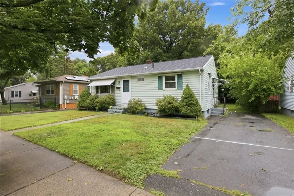 Photo of 235 Pasco Rd