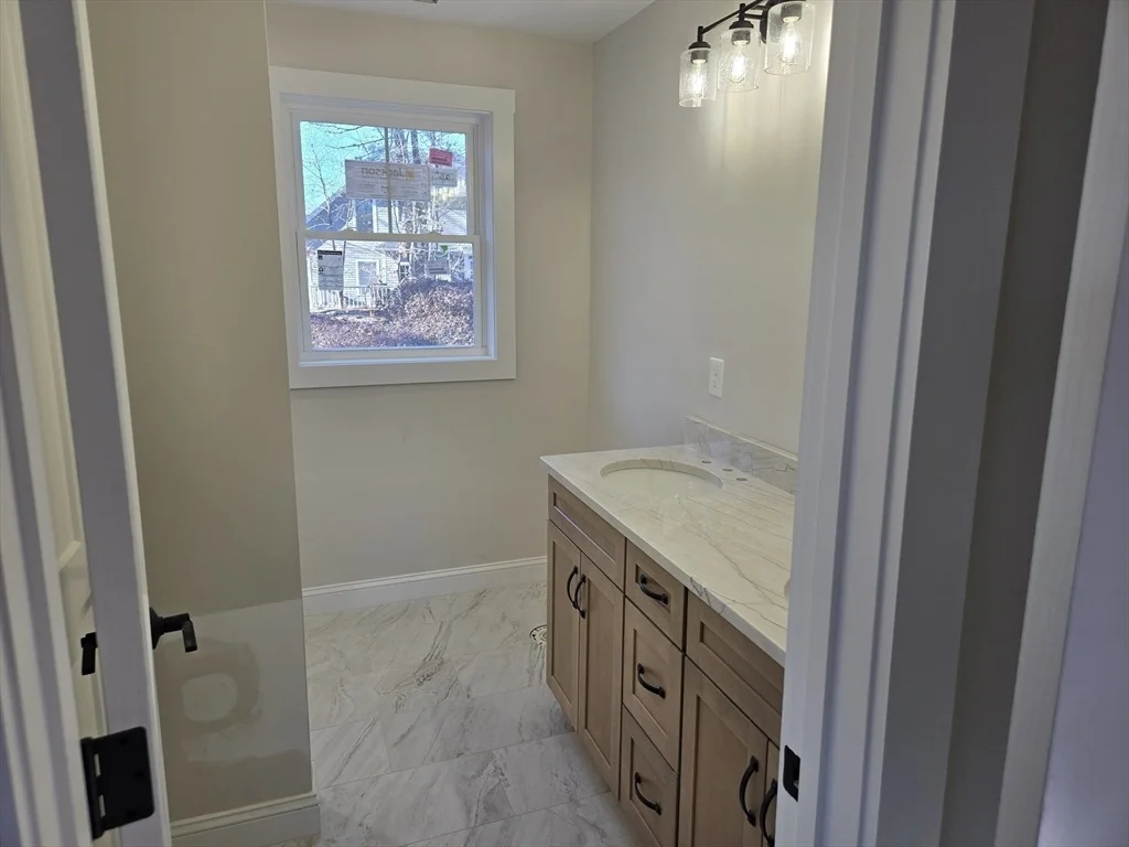 Photo of 39 Tamarock Terrace
