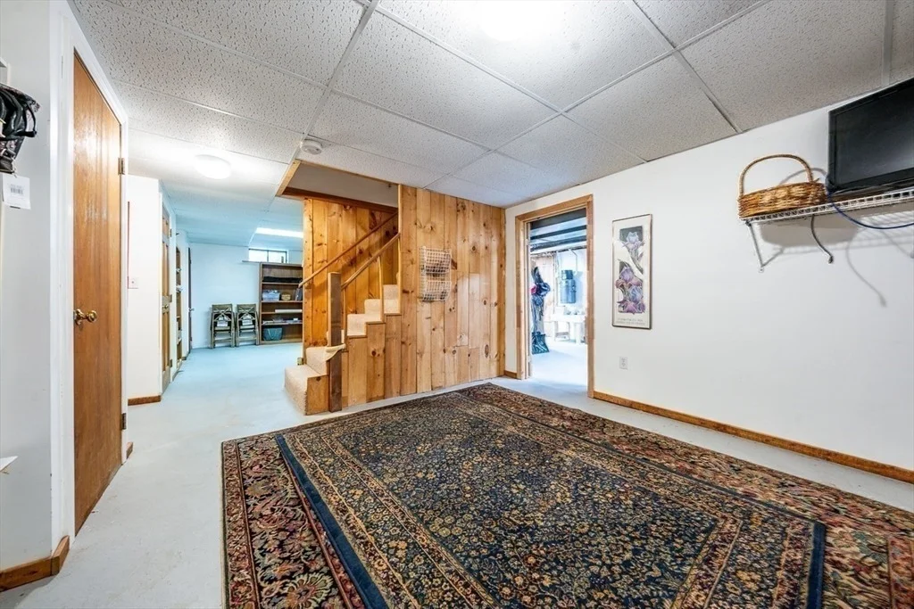 Photo of 239 Whistleberry Dr