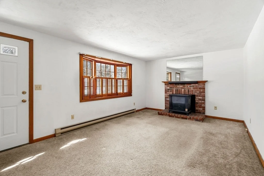 Photo of 16 Birch Dr