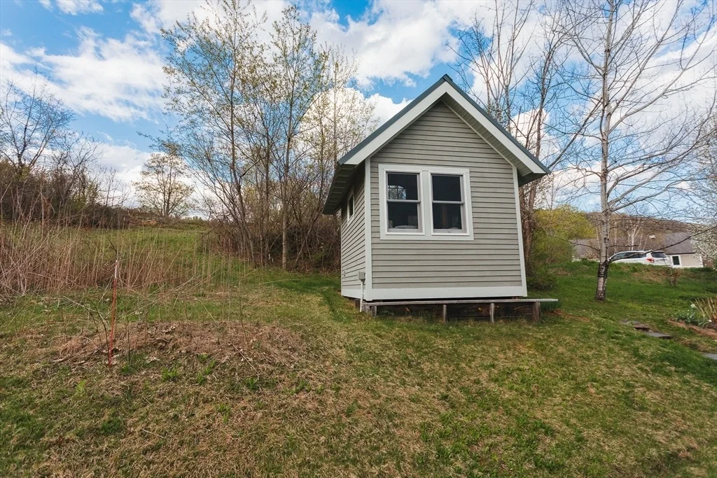Photo of 6 Dunnell Dr