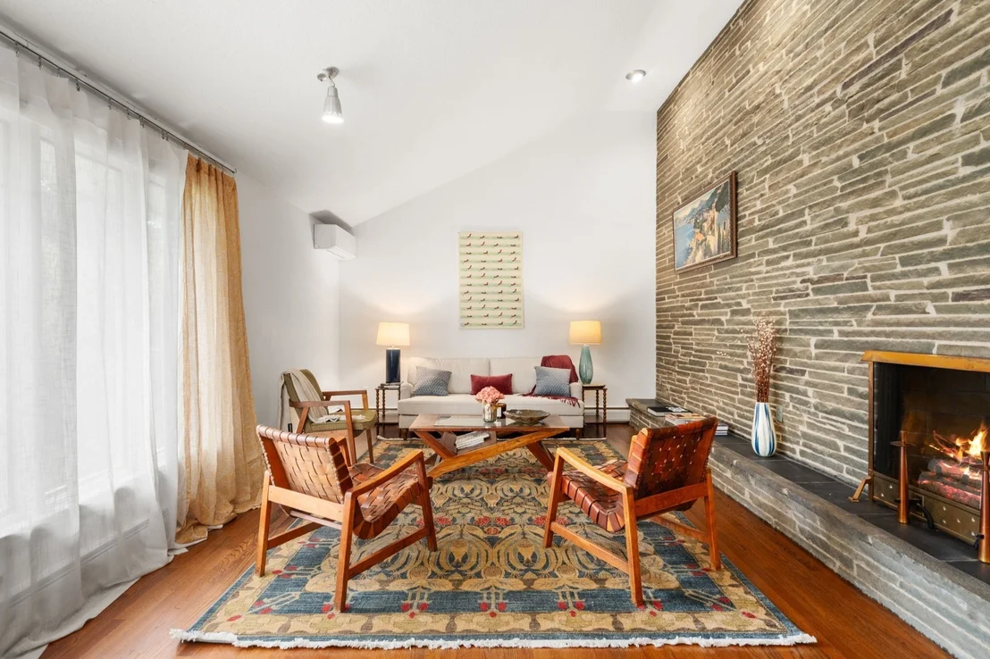 Photo of 326 Williams