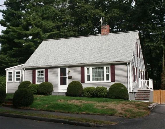 Photo of 7 Robin Rd